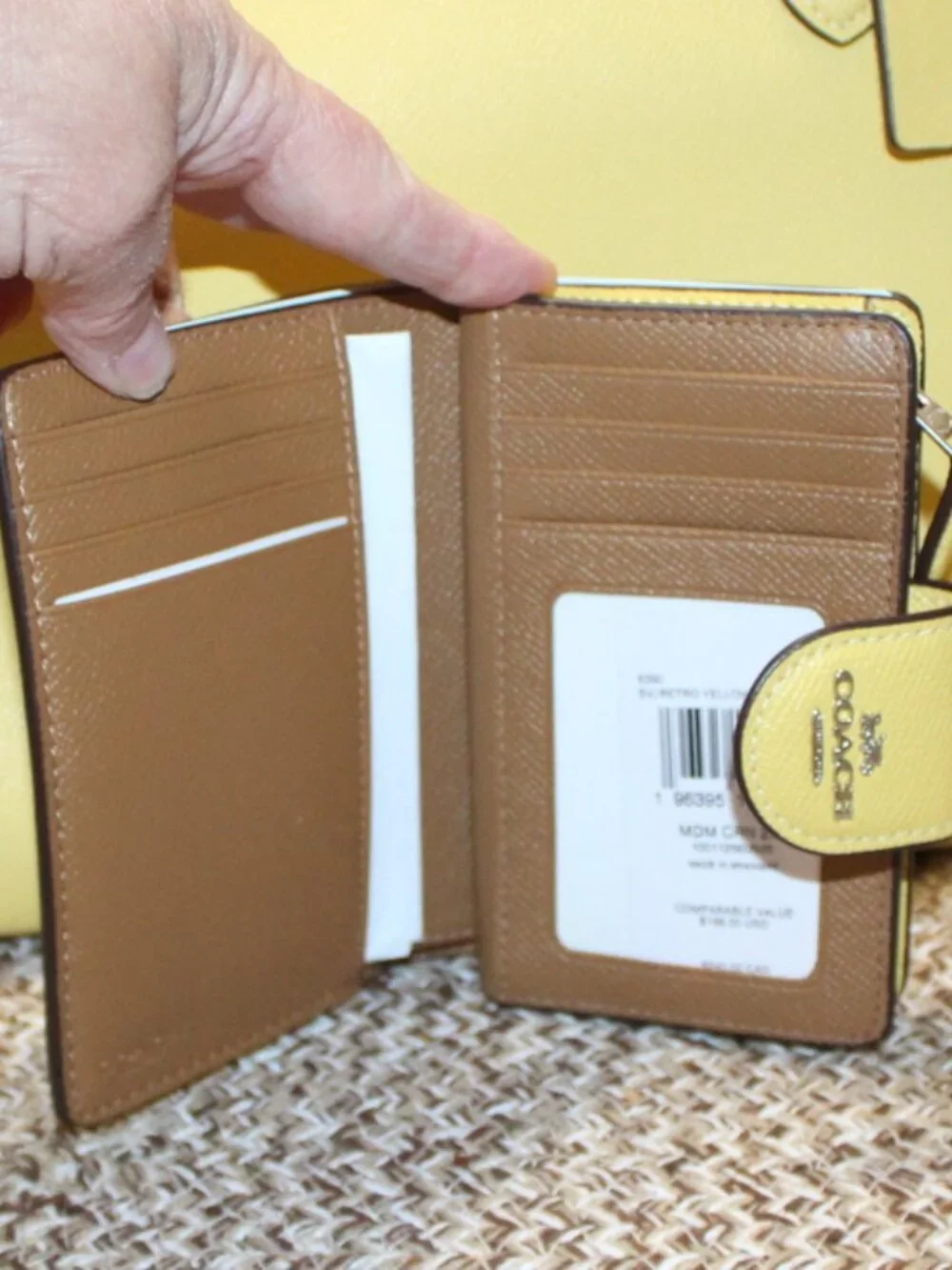 NWT COACH TOTE/PURSE, CONTINENTAL WALLET/COIN PURSE KEY FOB/ WALLET/SCARF SET! - Picture 15 of 16